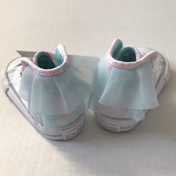 Converse Ruffle Back Sneakers - Picture 3 of 5